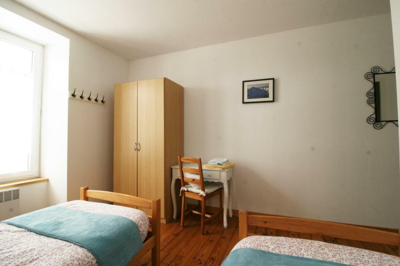 Le Clos Auvergnat Tauves Extérieur photo